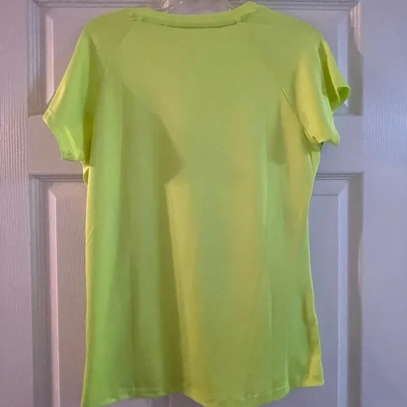 Game Time Active Wear Top - Picture 2 of 5